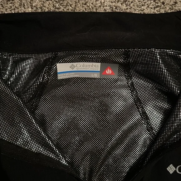 Columbia size large - Picture 2 of 2